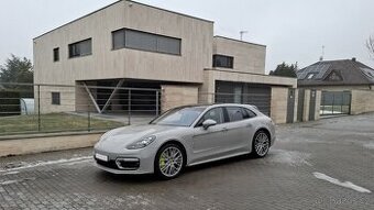 Porsche Panamera 4S e-hybrid Sport Turismo, 1. majitel