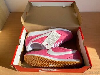 Nike Pacific pinsicle/white