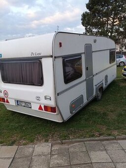 Karavan wilk de Luxe