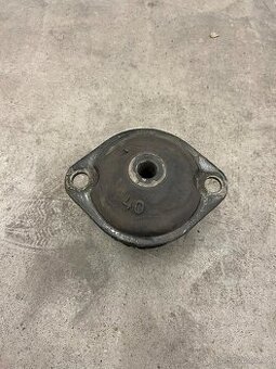 Silentblok kabiny Zetor 7211