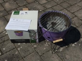 Přenosný skládací gril