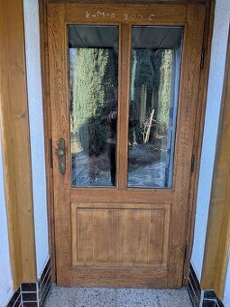 Dubové dveře