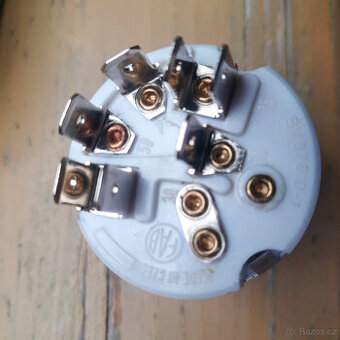 6U0905851B Oříšek spínací skřínky FAB elektrická dolní část