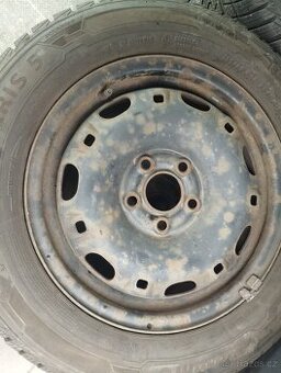 Skoda Fabia zimní pneu prodám