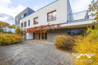 Prodej obchodního prostoru 90 m², Odolena Voda, ev.č. 700