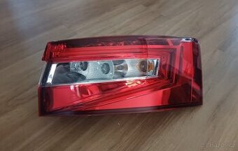 Zadní světlo Škoda SUPERB III SUPERB 3 3V5