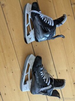 Brusle Bauer supreme M50 pro