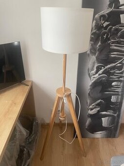 Moderní lampa