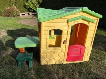 Little Tikes zahradní domeček s piknikovým stolkem