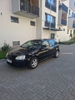 Volkswagen Golf 5 1.4 59kw , rok : 2008