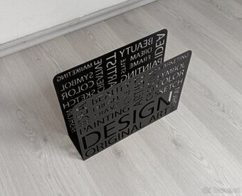 Stylový pořadač/stojan na reklamní materiály, časopisy apod.