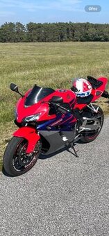 Honda CBR 1000rr