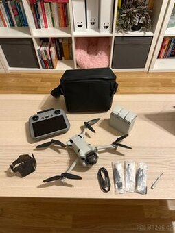 DJI Mini 4 Pro fly more combo