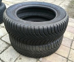 2ks použitých pneu zimni Michelin 205/60R16  70%vzorek