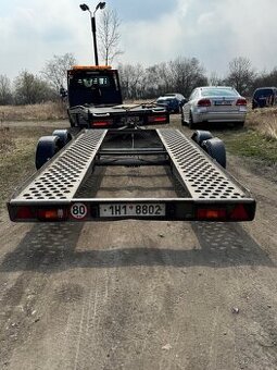 Autoprepravnik Podval