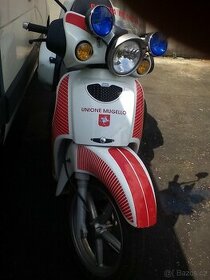 aprilia scarabeo125