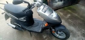 Skútr Benelli naked 50