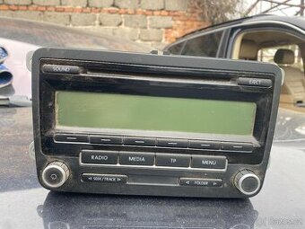 Originální rádio VW včetně kódu