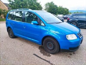 Prodám díly VW Touran 1.6 Fsi