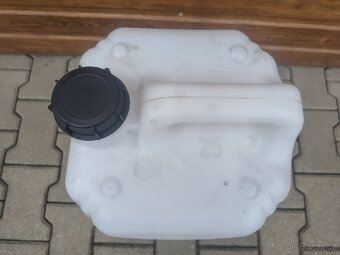 Plastový barel - 1