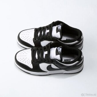 Nike Dunk Panda Low