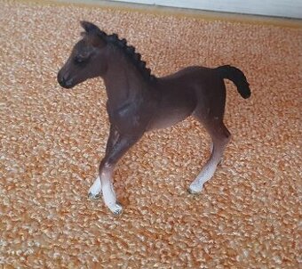 Schleich Hannoverský kůň - hříbě