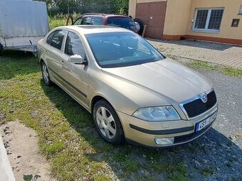 Octavia 2 na opravu nebo ND, 1.6FSI 85kW - 1