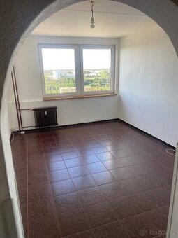 Prodej bytu 2+1 50 m2 ,Macháčkova Plzeň skvrňany