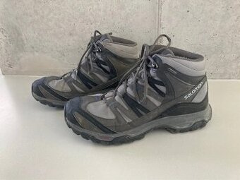 Kotníkové trekové boty zn. Salomon goretex - vel. 44