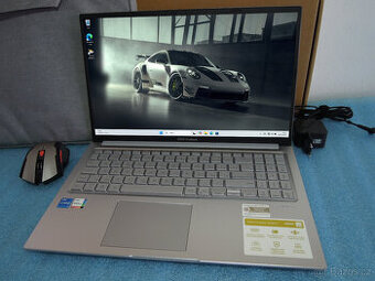 ASUS VivoBook 15.6“ 16GB 512GB Full Podsvit i5-1235U IrisXe
