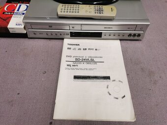 Combo VHS a DVD Toshiba