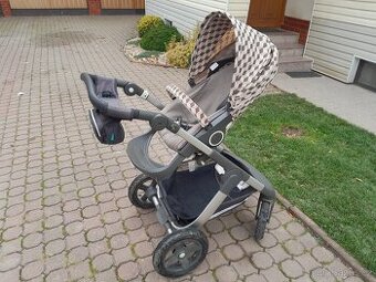 Kočárek Stokke trailz