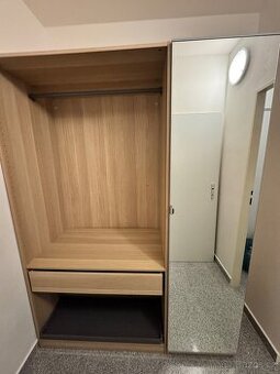 Skříň IKEA Pax