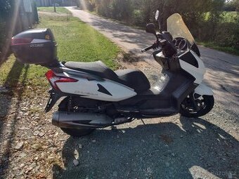 Kymco downtown 300