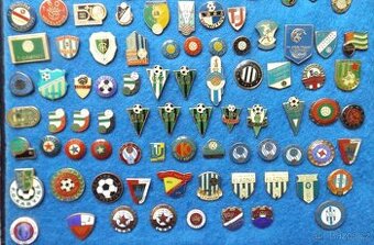 sportovní odznaky - kopaná, hokej i jiné sporty