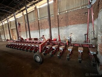 Secí stroj Kverneland Monopil