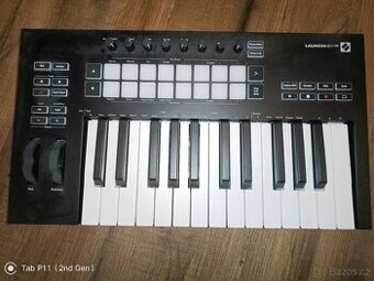 Midi keyboard Novation Launchpad 25 mk3