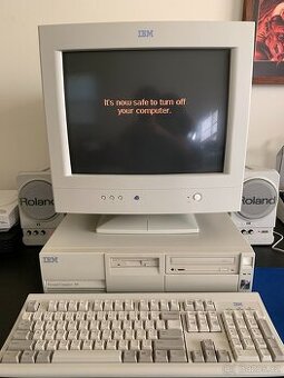 SHÁNÍM - starý funkční IBM PC 486, Pentium nebo Pentium II