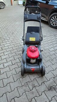 Sekačka Honda hrx476