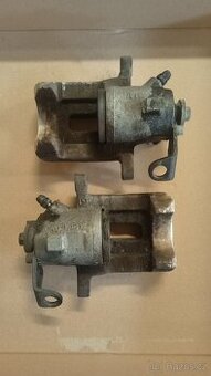 Zadní brzdové třmeny Octavia 1