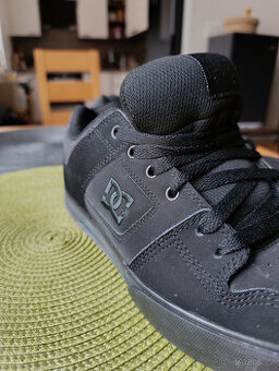 skejtové boty DC (velikost 42)