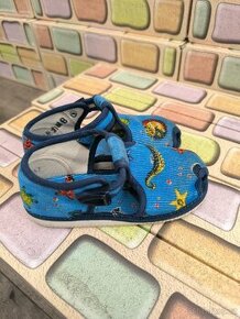 Dětské bačkůrky velikost 24,5