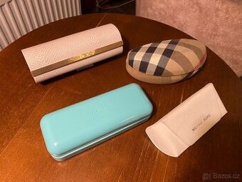 Pouzdra Na Sluneční Brýle