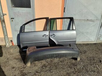 Dveře, zadní nárazník Touran
