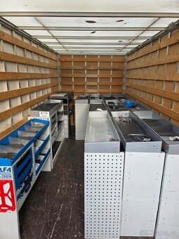 Regály do dodávky - ponk do dodávky