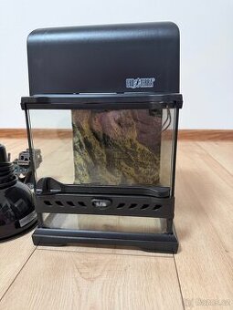 terarium exo terra + osvetleni