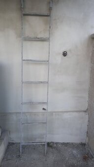 ocelový žebřík závěsný