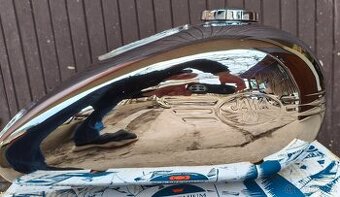 Predám nádrž Jawa 250 perák Zbrojovka