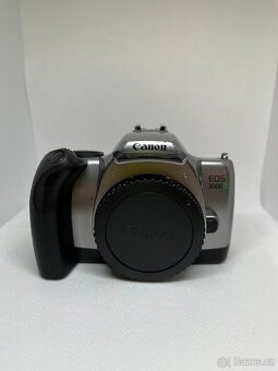Canon EOS 3000V - známky používania