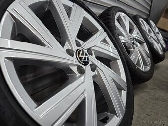 Nová zimní ALU kola VW Golf VIII Bergamo R18